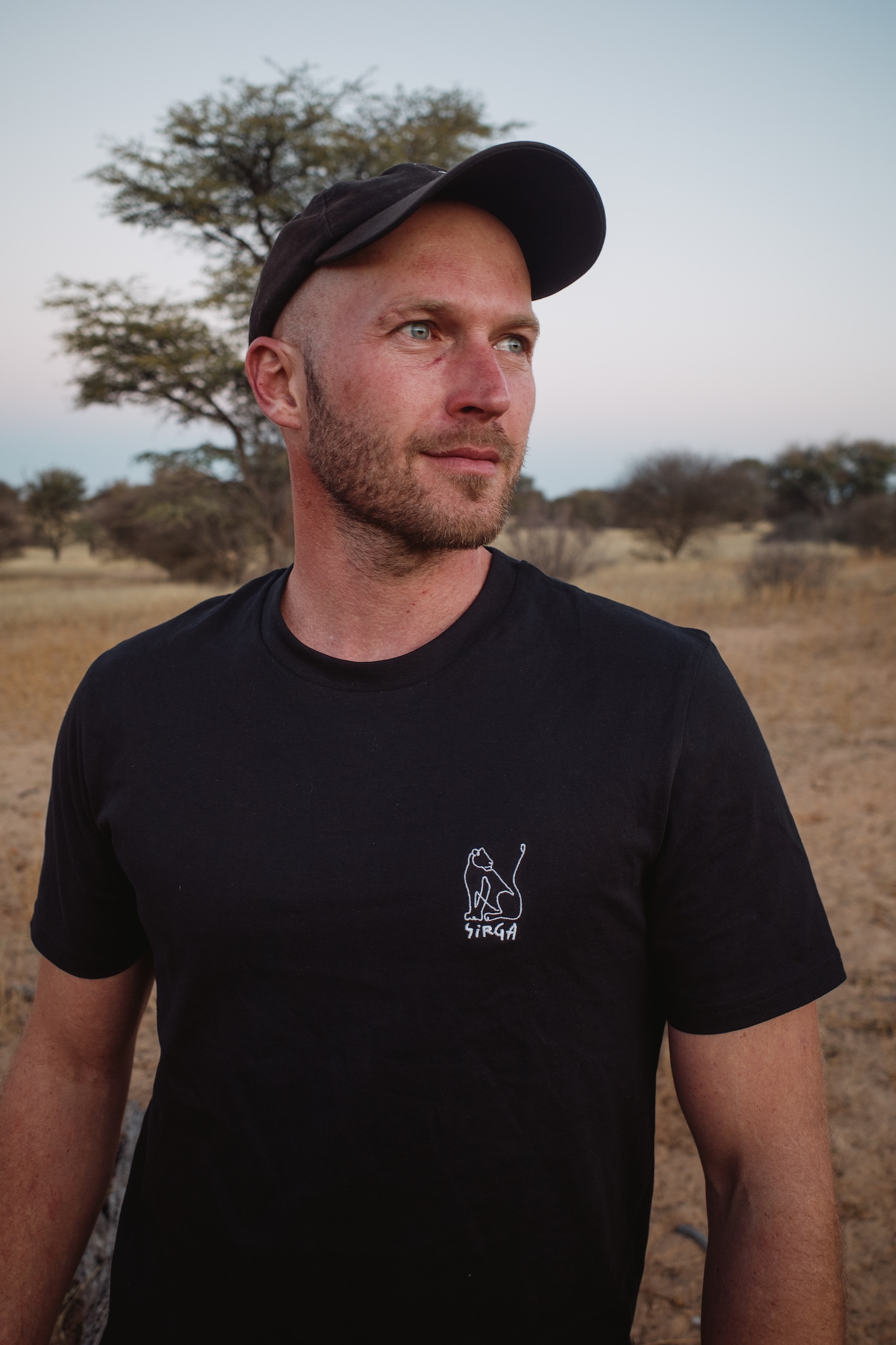 Valentin Grüner portrait in the Kalahari at dusk